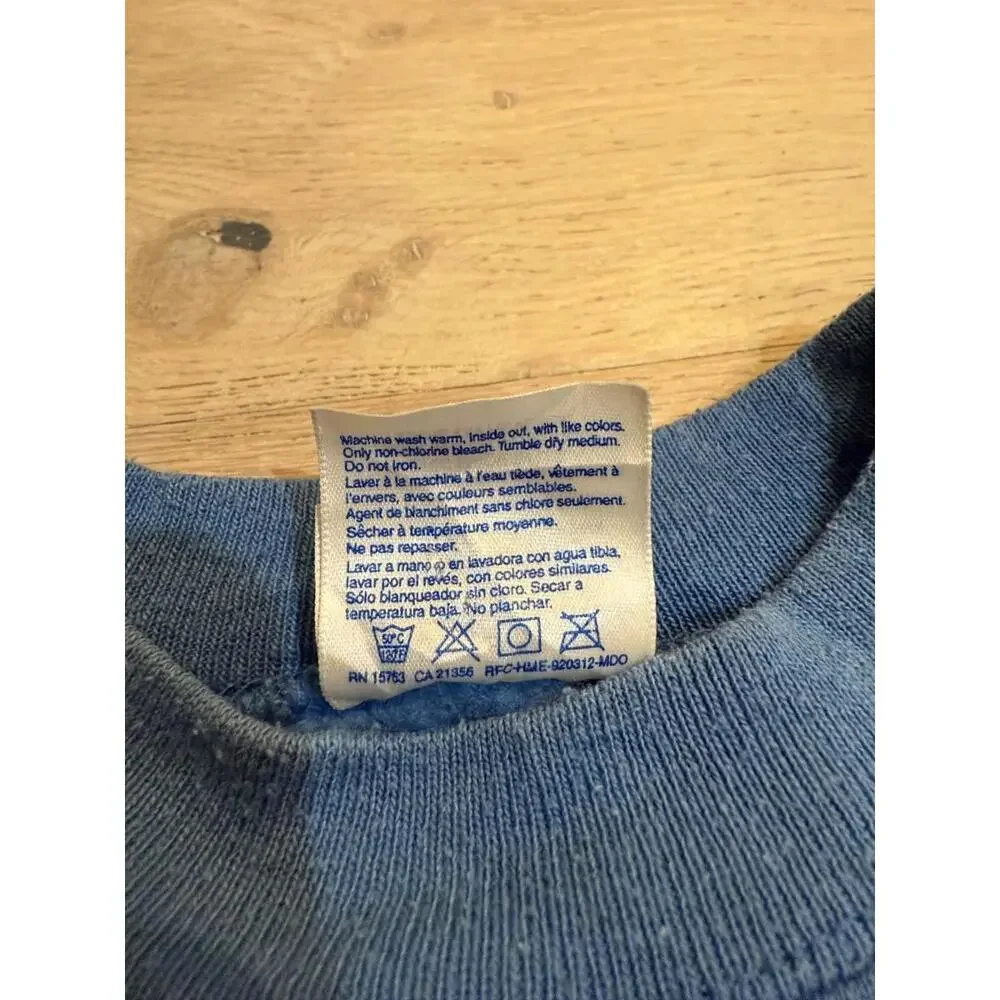 90s Vintage Hanes Catalina Island Blue Crewneck Adult M Whale Compass Graphic - Picture 7 of 7